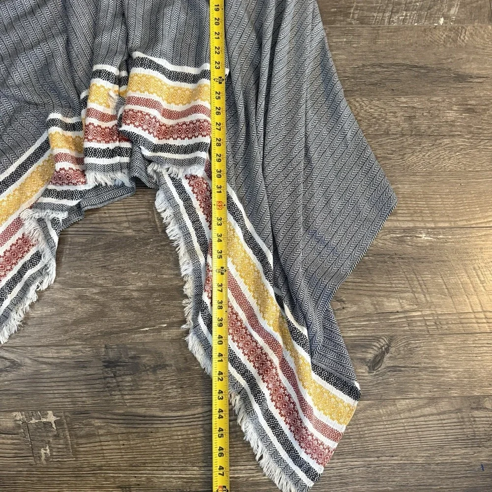 Francesca's Women's Sleeveless Knit Cardigan Vest Duster Striped L Kimono‎ Boho